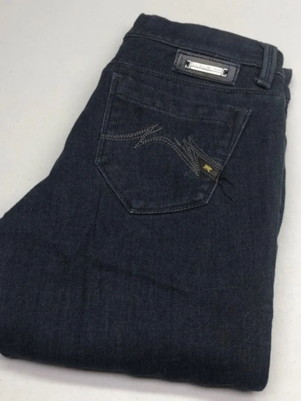 LIKE NEW PARASUCO DENIM LEGEND SUZY FIT WARMING BOOTCUT JEANS 29x29 ⭐️
